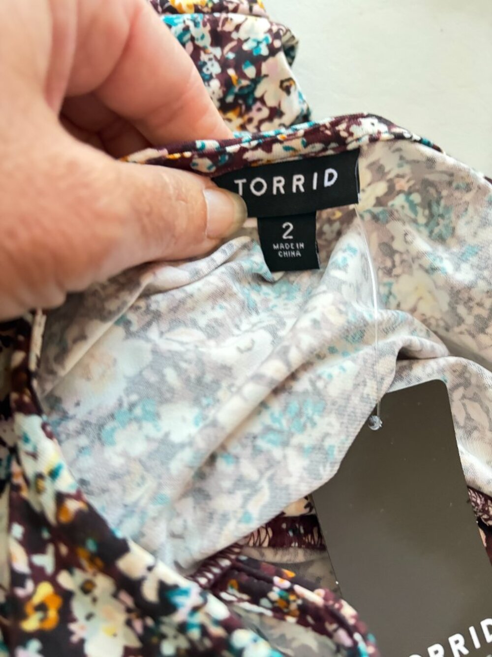 Torrid Knit Surplice Tiered Floral Dress Size XXL 18-20 NWT - Picture 3 of 8
